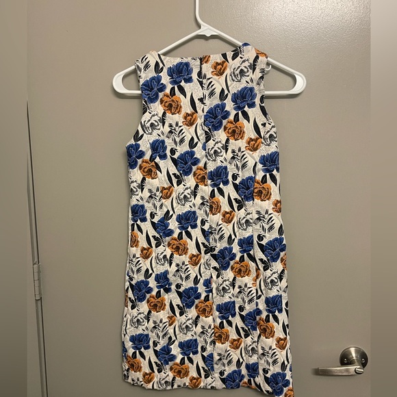 Slate & Willow Floral Jacquard Mini Dress-SIZE 2 - Picture 4 of 5